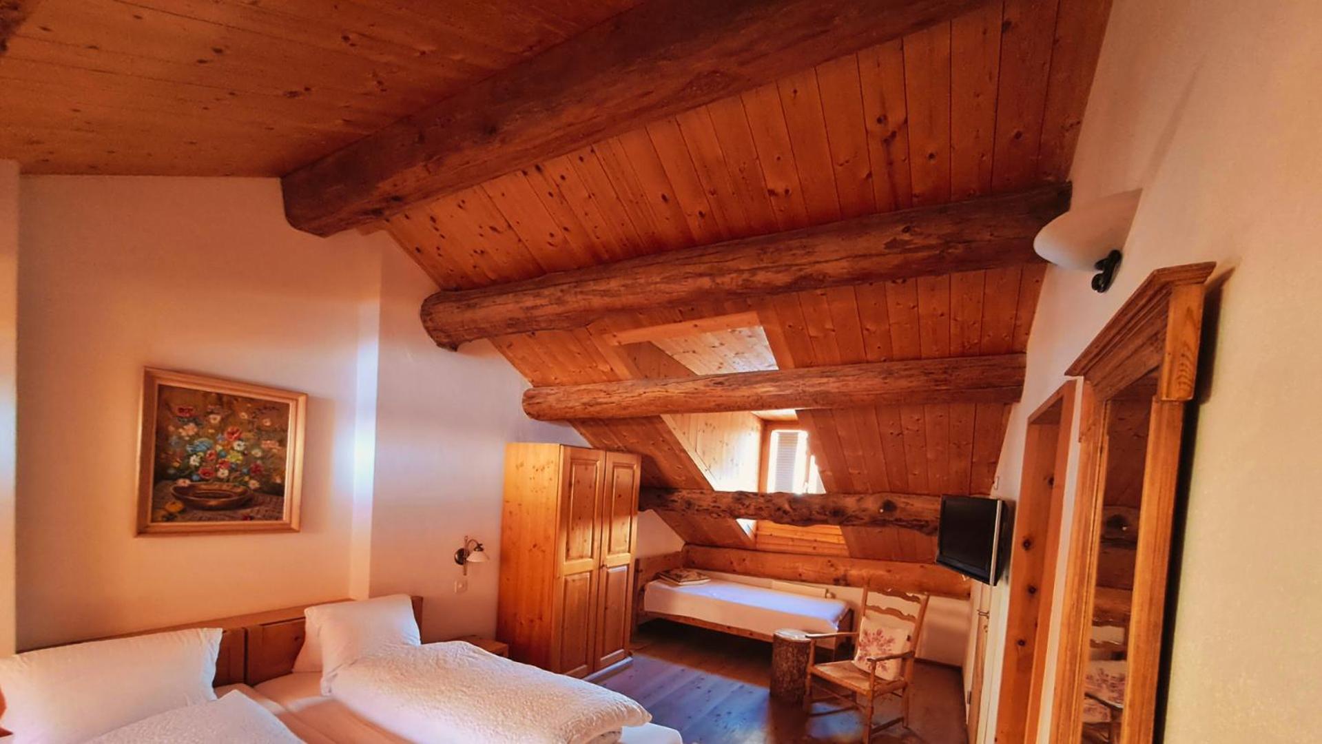 Gasthaus & Hotel Berninahaus Pontresina Bagian luar foto